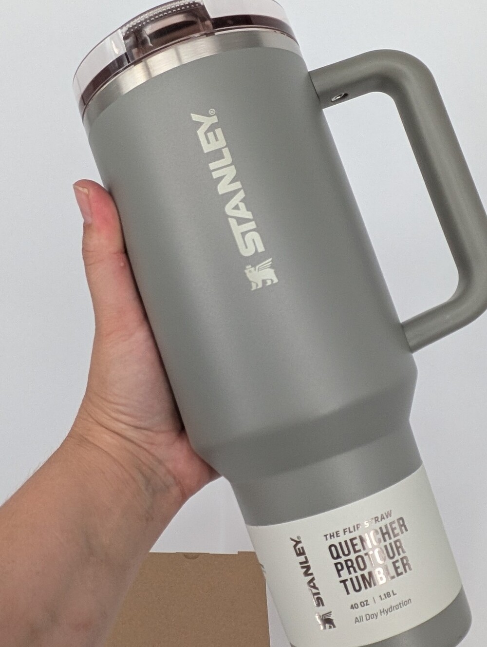 NEW STANLEY bottle cup The Quencher protour flip straw Tumbler 40 oz sage gray
